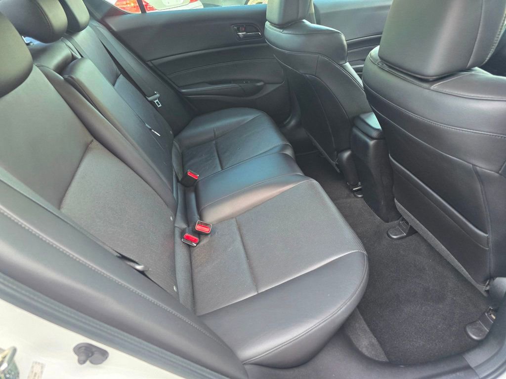 Used 2014 Acura ILX FWD image 14