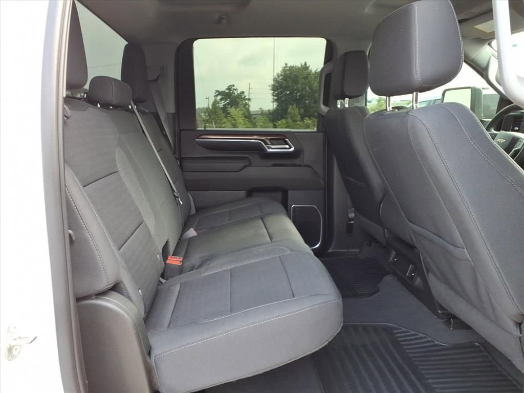 Certified 2024 Chevrolet Silverado 2500 LT AWD/4WD image 15