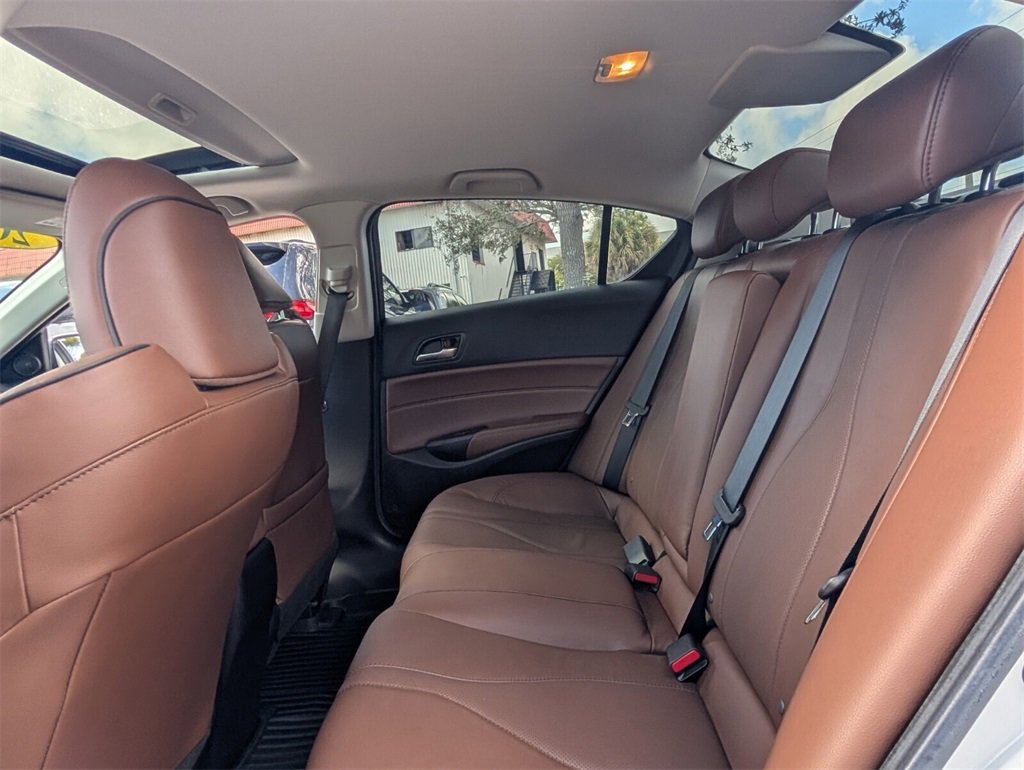 Used 2021 Acura ILX w/ Premium Package image 12