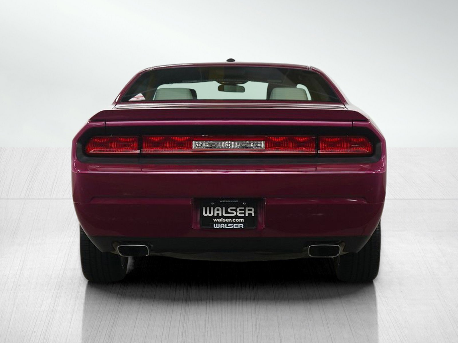 Used 2010 Dodge Challenger R/T RWD image 4