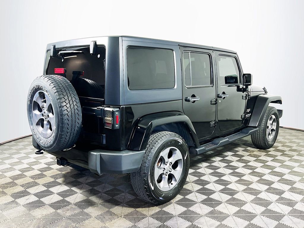 Used 2017 Jeep Wrangler Unlimited Sahara w/ Max Tow Package image 8