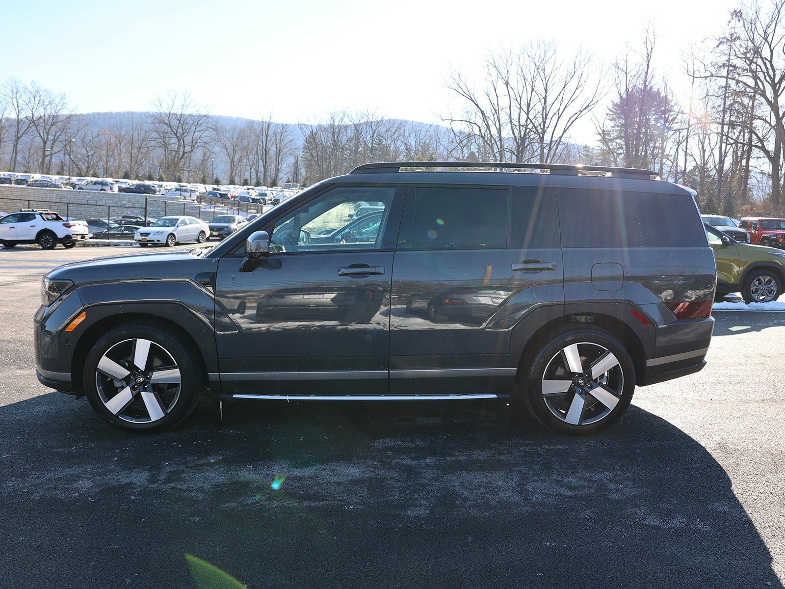 Certified 2025 Hyundai Santa Fe Limited image 4