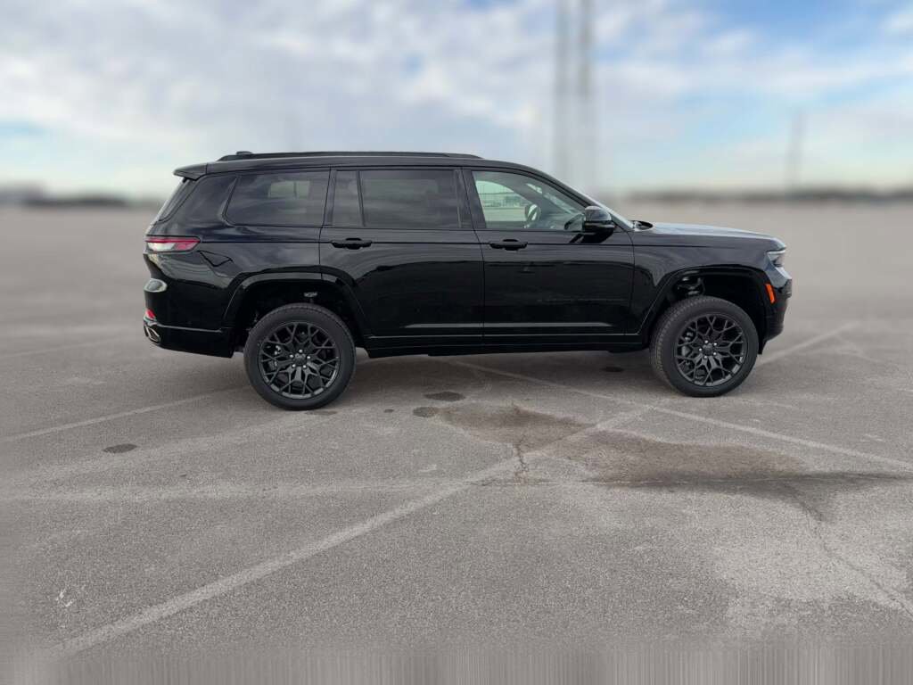 New 2025 Jeep Grand Cherokee L Summit image 14