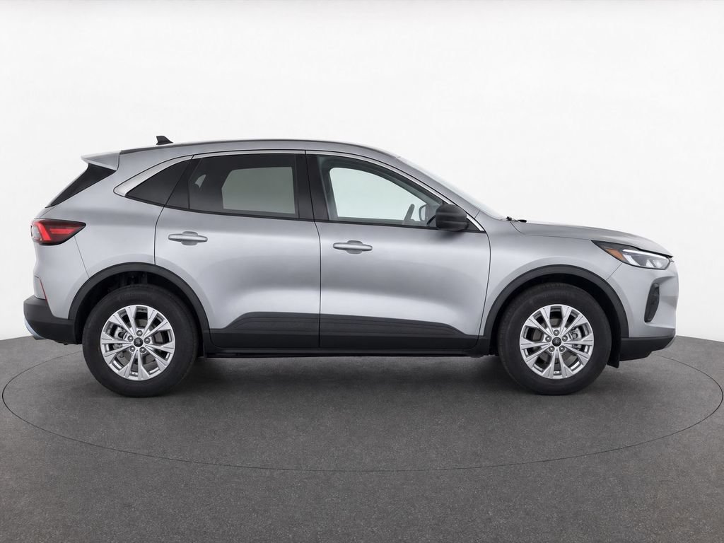 Used 2023 Ford Escape Active w/ Tech Pack #1 AWD/4WD image 6