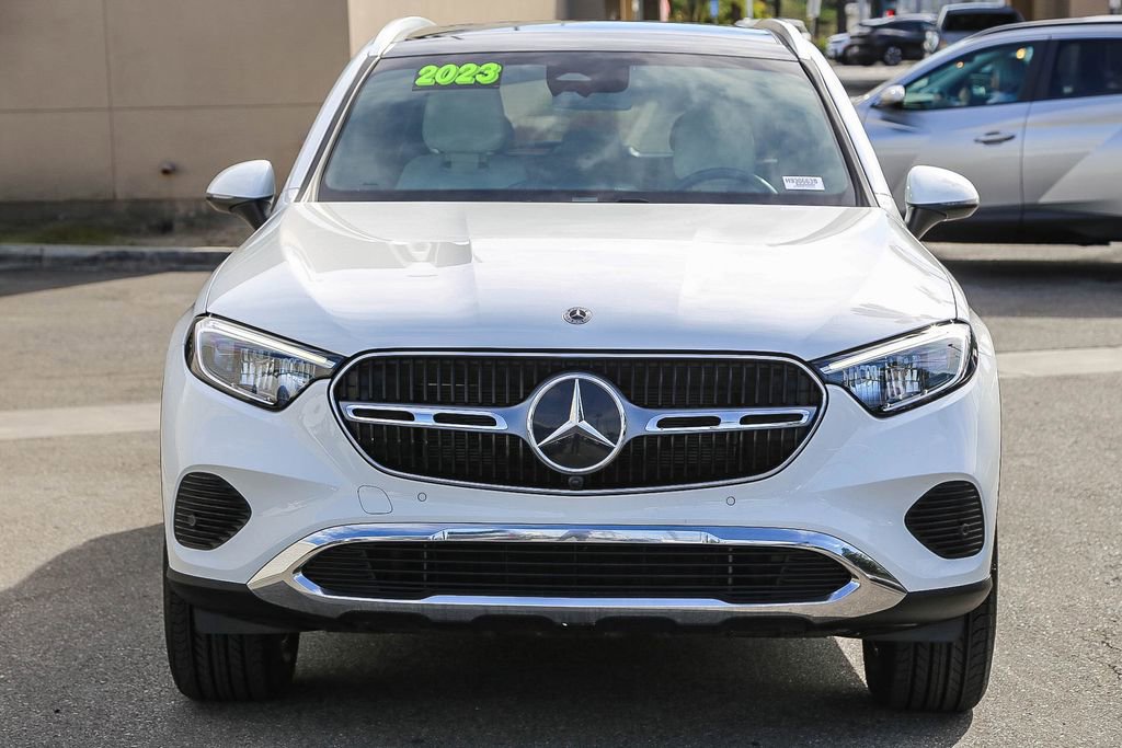 Used 2023 Mercedes-Benz GLC 300 image 2