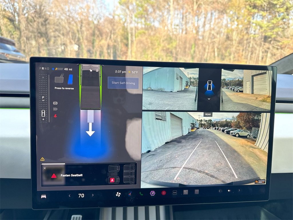 Used 2024 Tesla Cybertruck AWD Crew Cab image 27