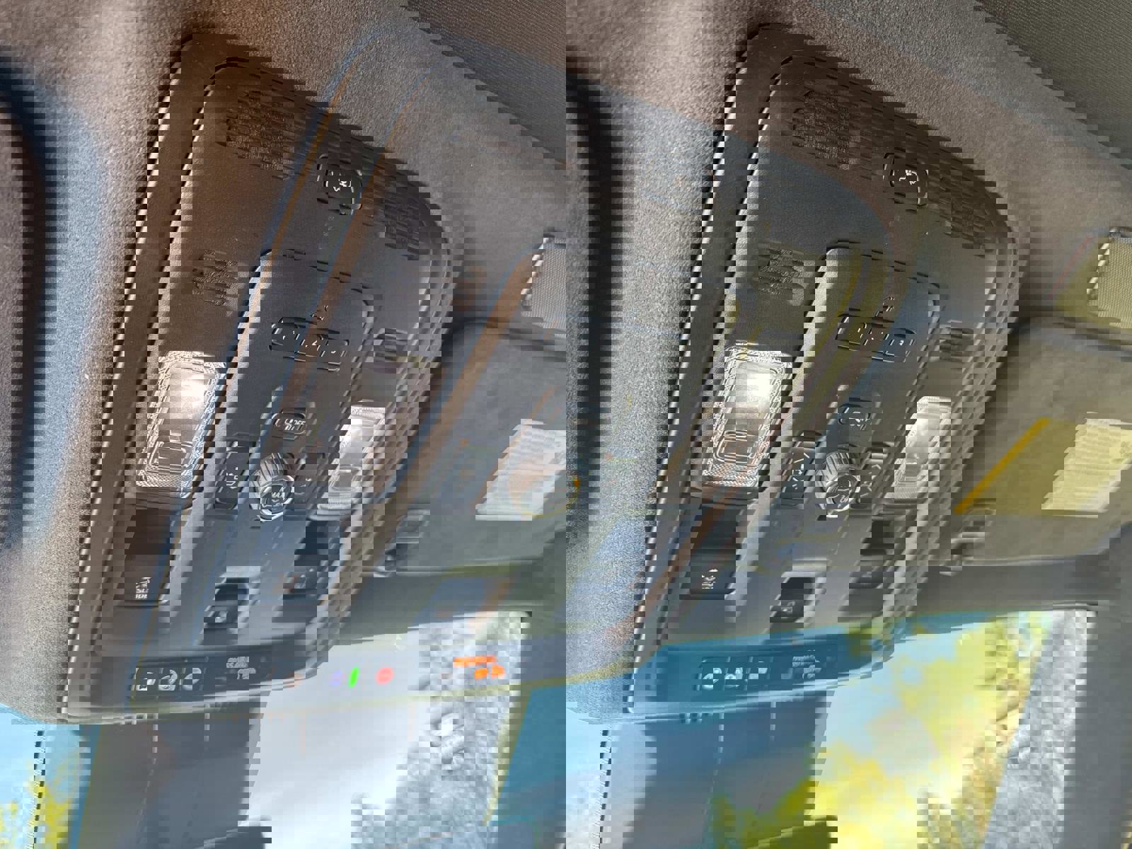 Used 2023 Cadillac Escalade ESV V w/ Heavy-Duty Trailer Package image 34