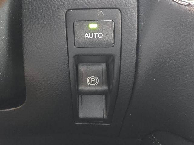 Used 2016 Lexus LS 460 w/ Comfort Package image 27