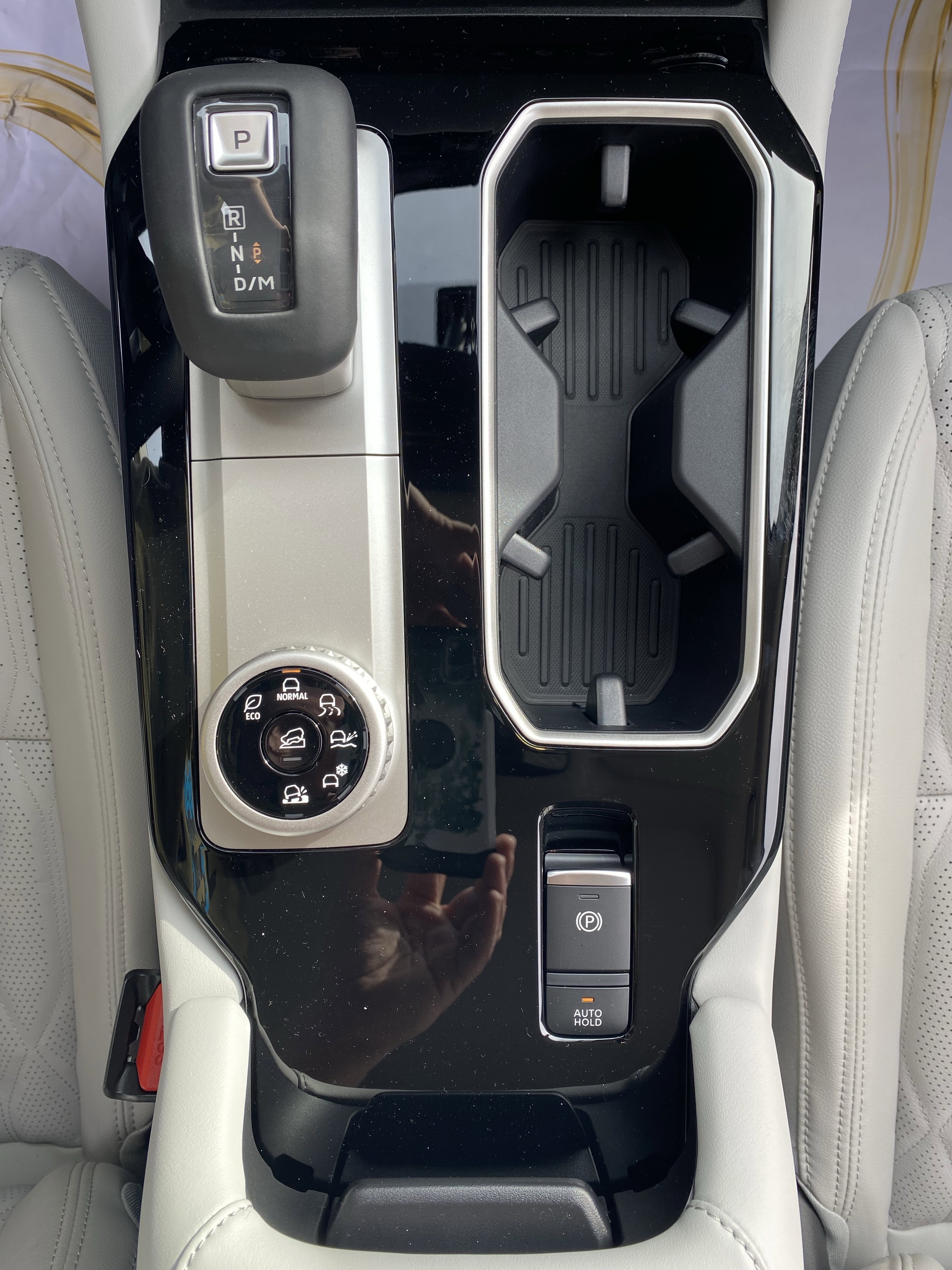 New 2026 Mitsubishi Outlander SEL image 16