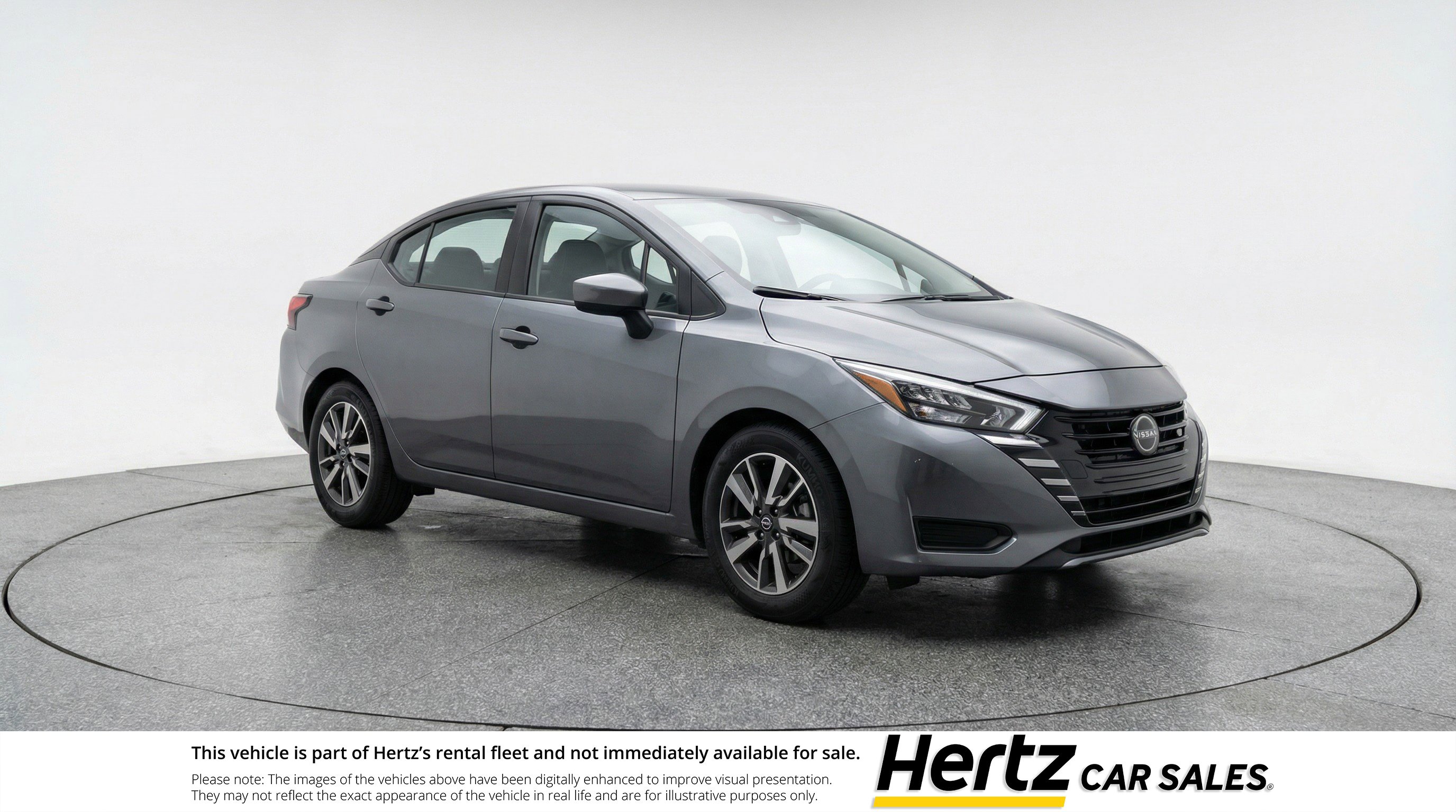 Used 2025 Nissan Versa SV image 1