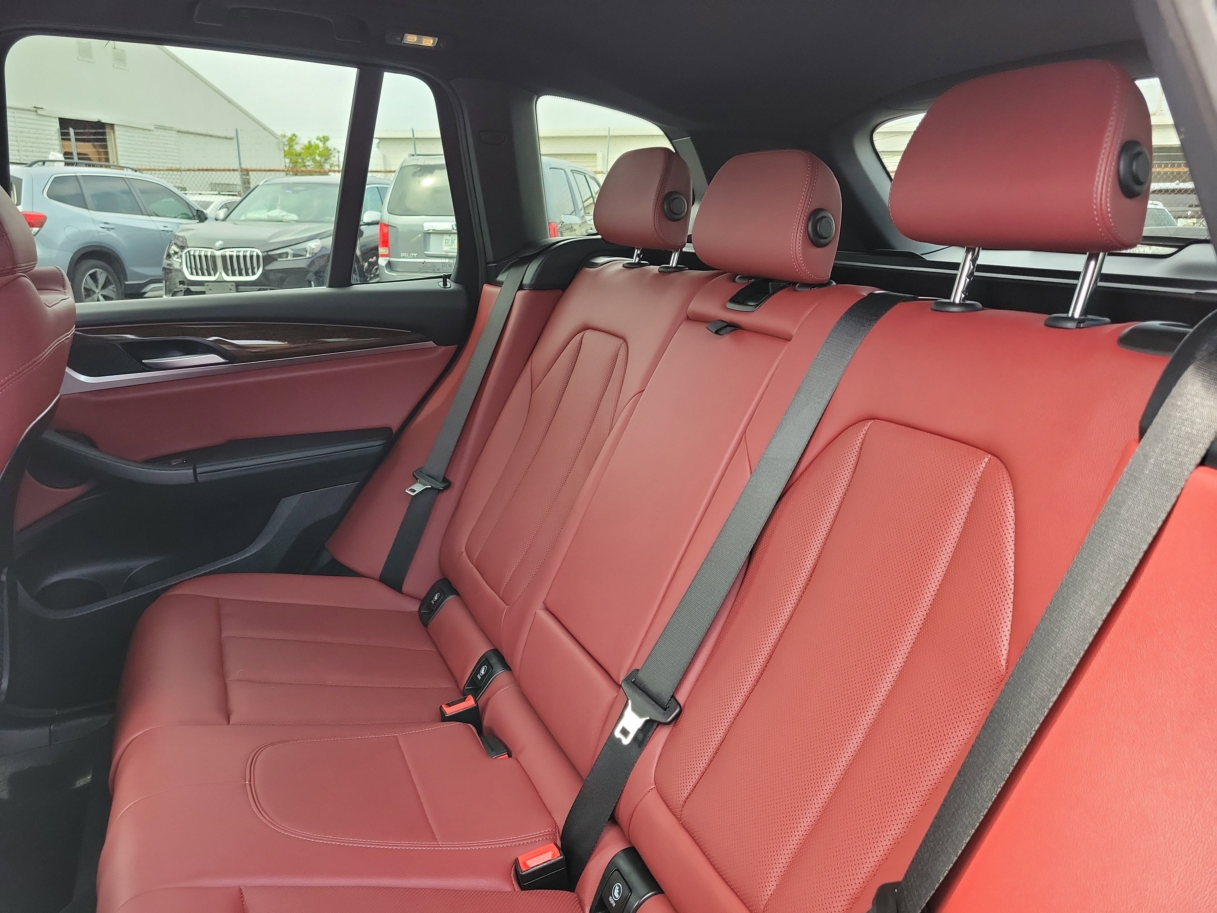 Used 2024 BMW X3 sDrive30i w/ Premium Package image 11