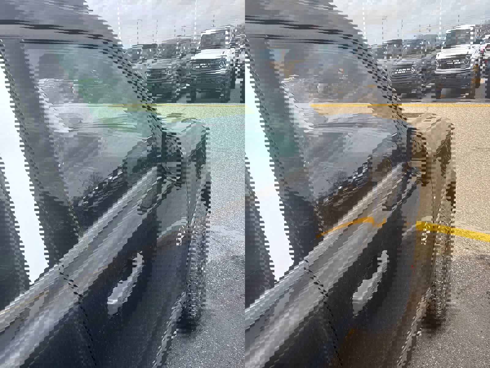 New 2026 Ford Bronco Sport Outer Banks w/ Sasquatch Outer Banks Package image 13