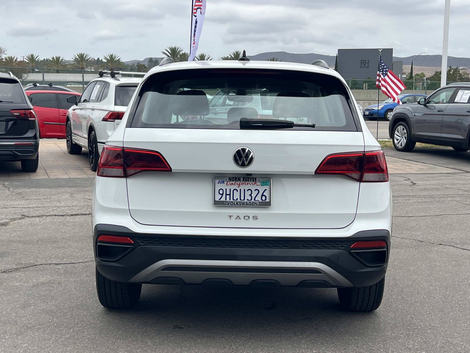 Certified 2023 Volkswagen Taos S FWD image 22