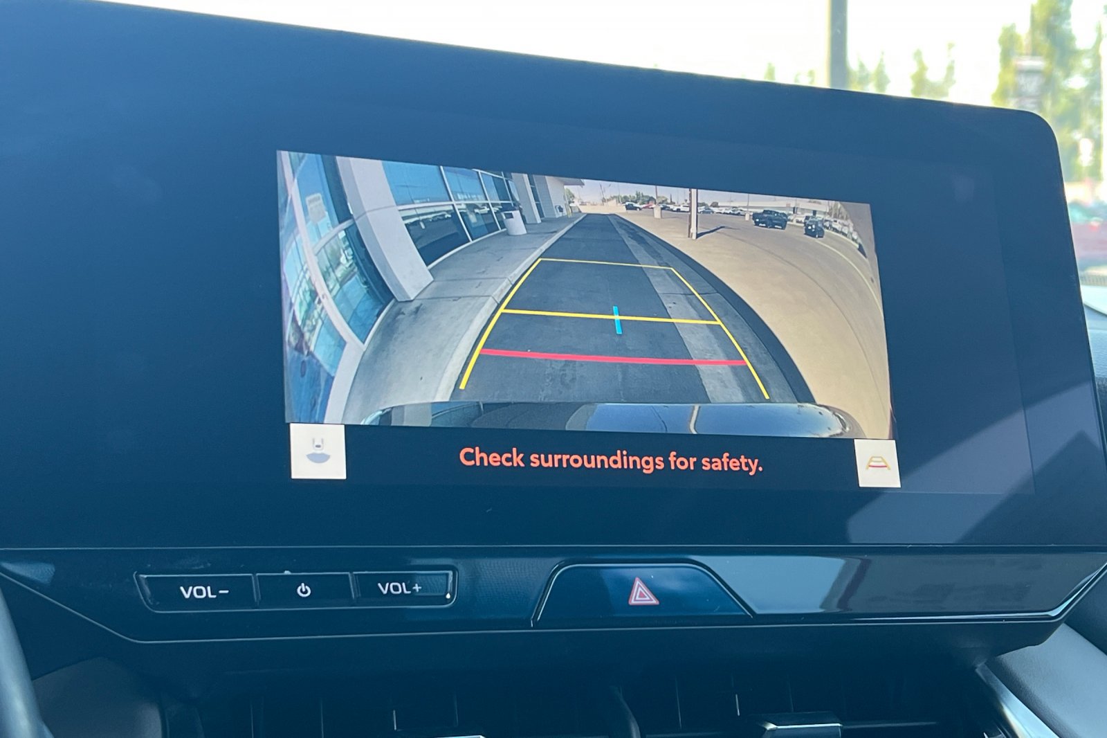 Certified 2024 Toyota Venza XLE AWD/4WD image 19