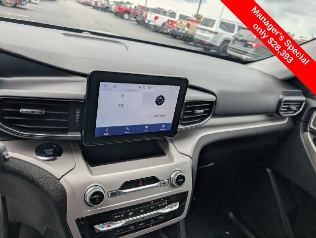 Used 2023 Ford Explorer XLT w/ Equipment Group 202A AWD/4WD image 21