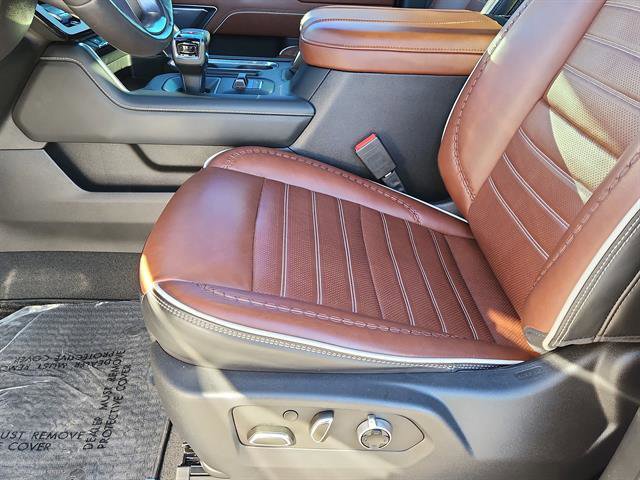 Used 2023 GMC Sierra 1500 Denali Ultimate image 9