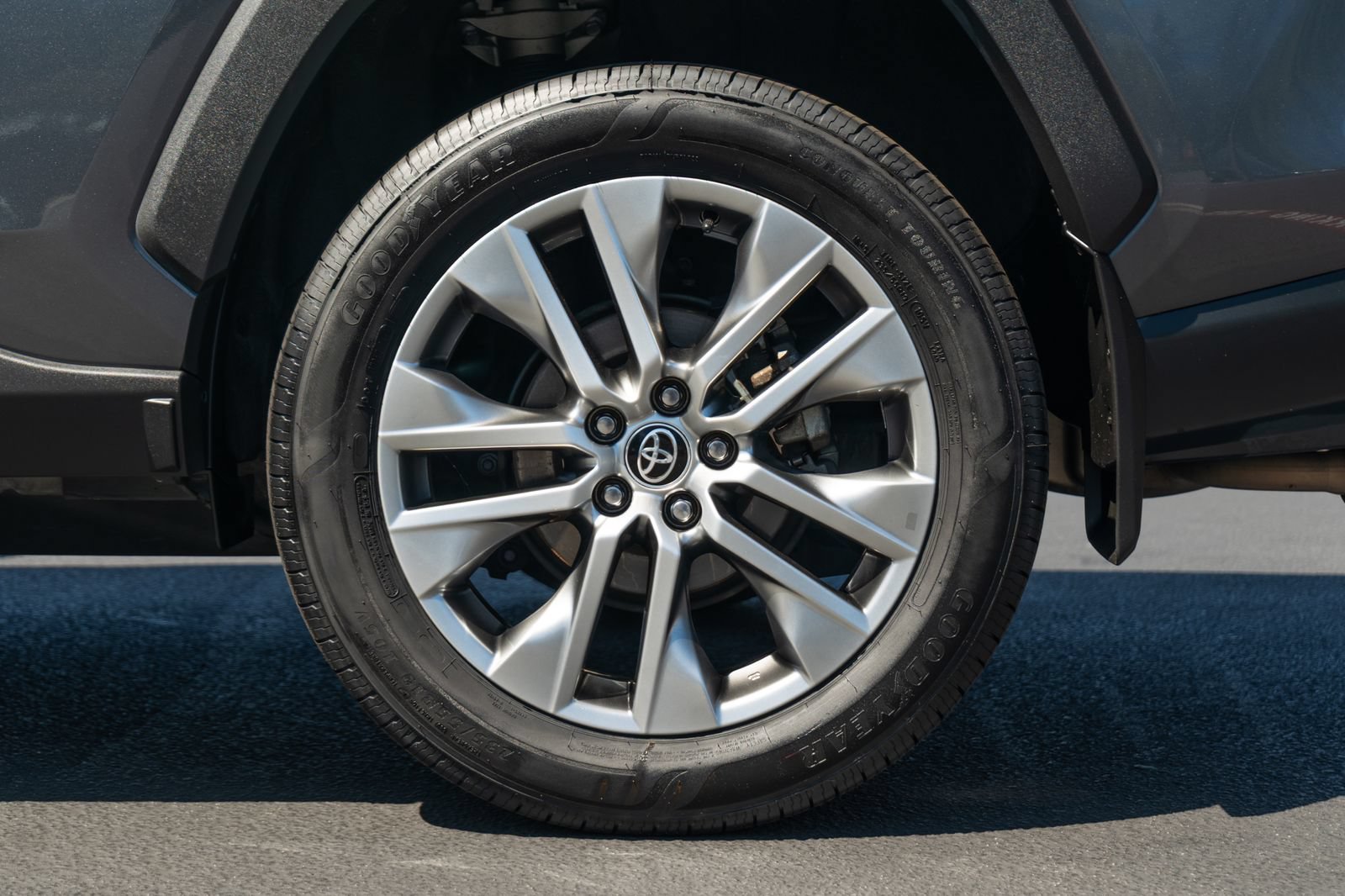 Certified 2022 Toyota RAV4 XLE Premium FWD image 15