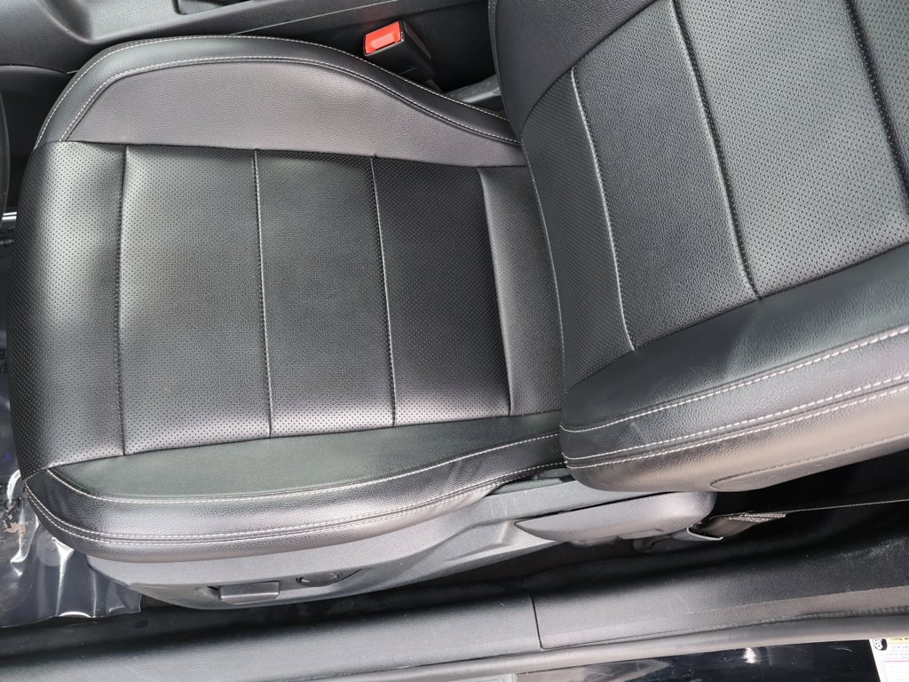 Used 2023 Ford Mustang Premium image 27