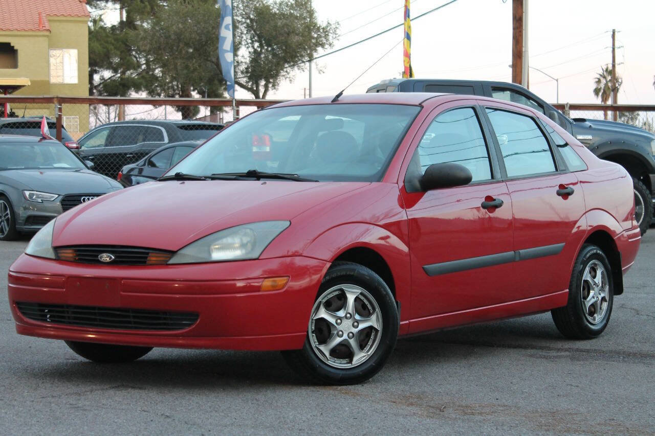 Used 2004 Ford Focus LX FWD image 4