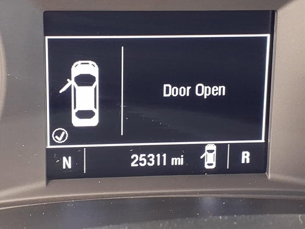 Used 2025 Chevrolet Malibu LT image 36