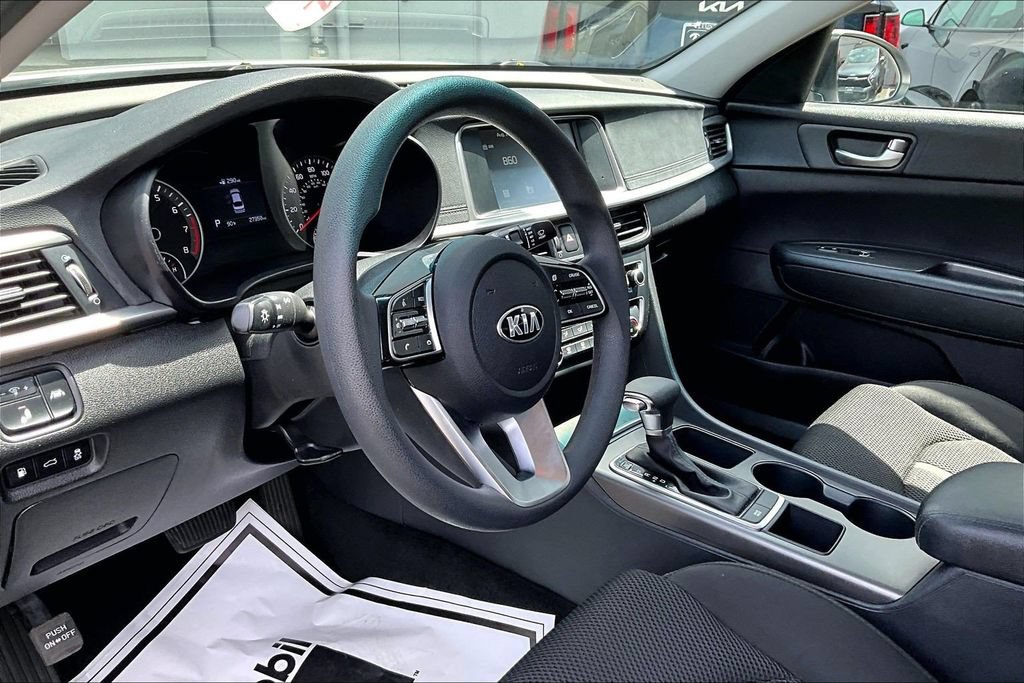 Used 2020 Kia Optima LX FWD image 11