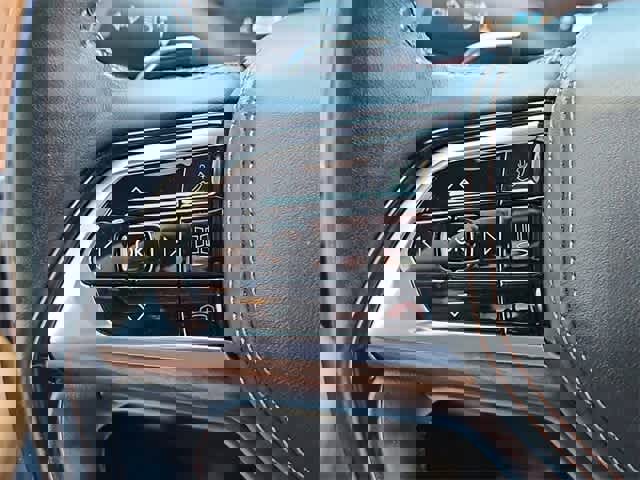 Used 2022 Jeep Grand Cherokee Summit image 25