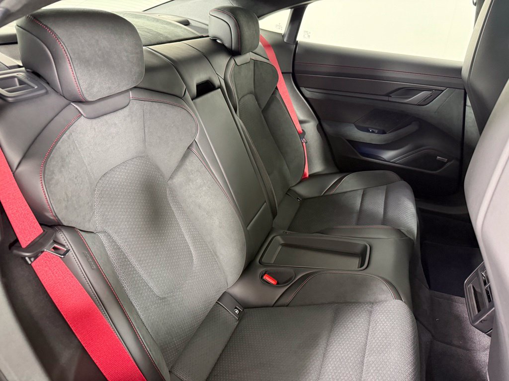 New 2026 Porsche Taycan GTS AWD/4WD image 18