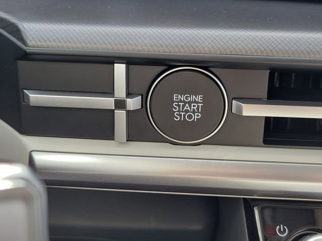 New 2026 Hyundai Santa Fe SE image 9