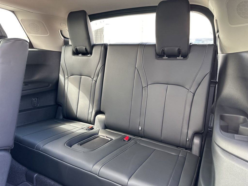 New 2026 INFINITI QX60 Luxe w/ Cargo Package image 30