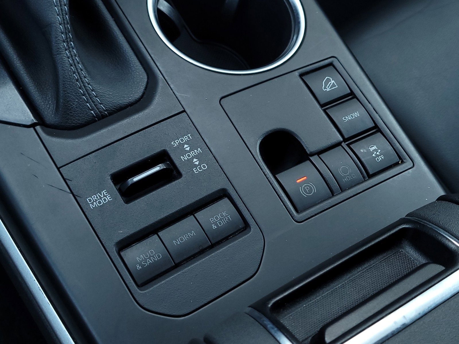 Certified 2023 Toyota Highlander XLE image 20