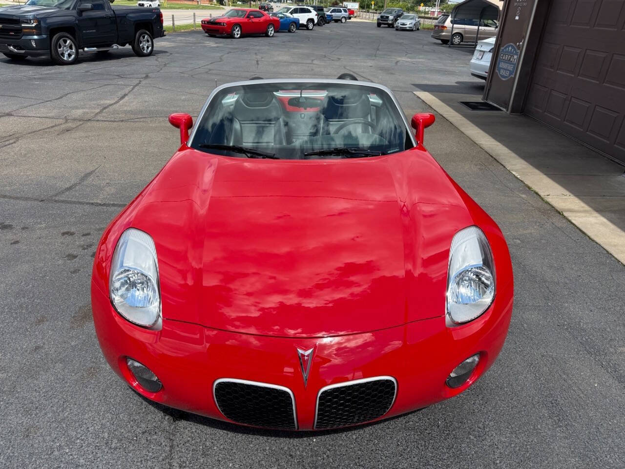 Used 2006 Pontiac Solstice Convertible w/ Premium Package RWD image 19