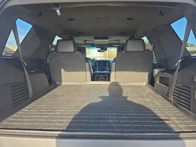 Used 2018 Cadillac Escalade Platinum image 12