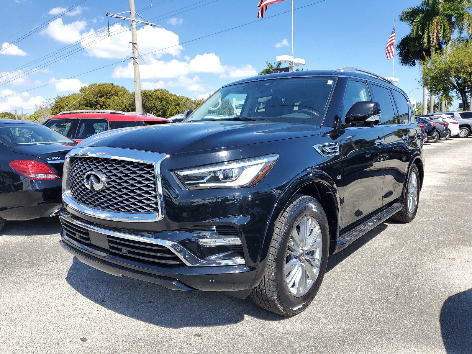 Used 2019 INFINITI QX80 Luxe image 3