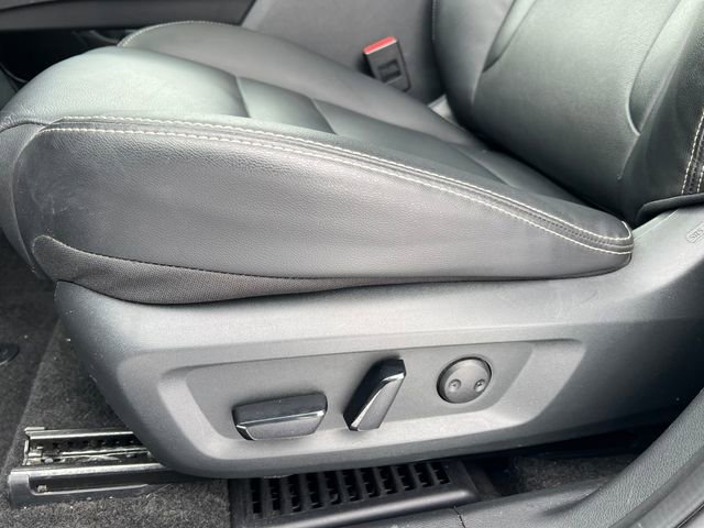 Used 2024 Nissan Rogue SL w/ SL Premium Package image 10