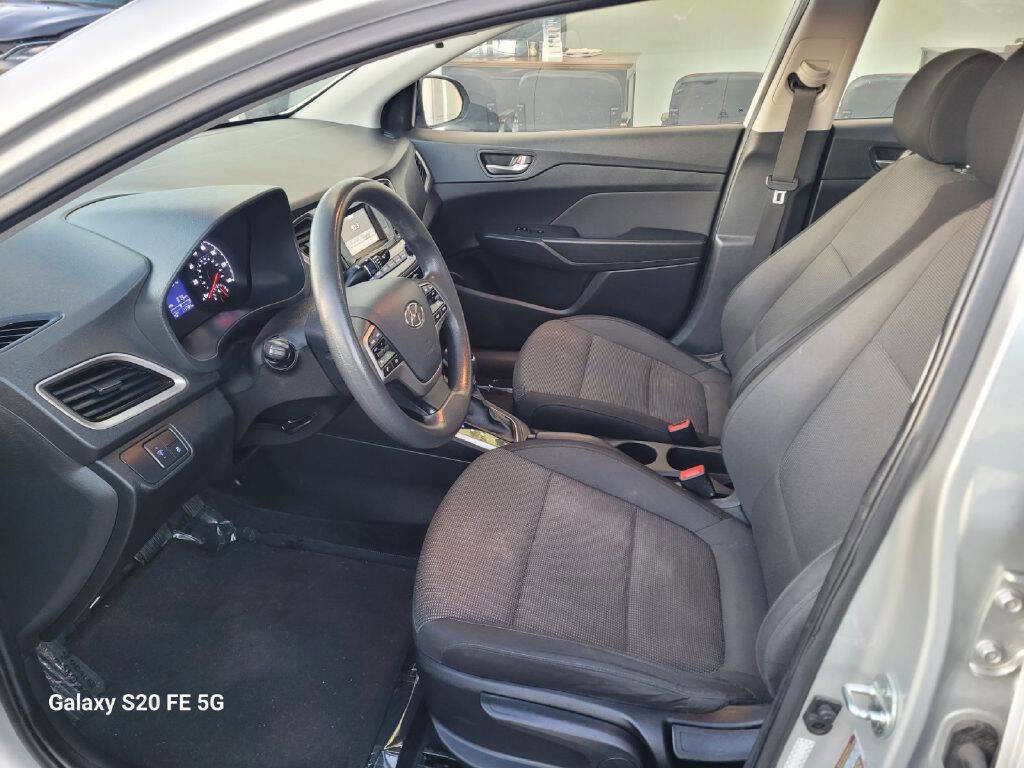 Used 2020 Hyundai Accent SE image 9