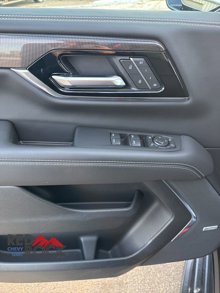 Used 2025 GMC Yukon XL Elevation w/ LPO, Floor Liner Package image 13