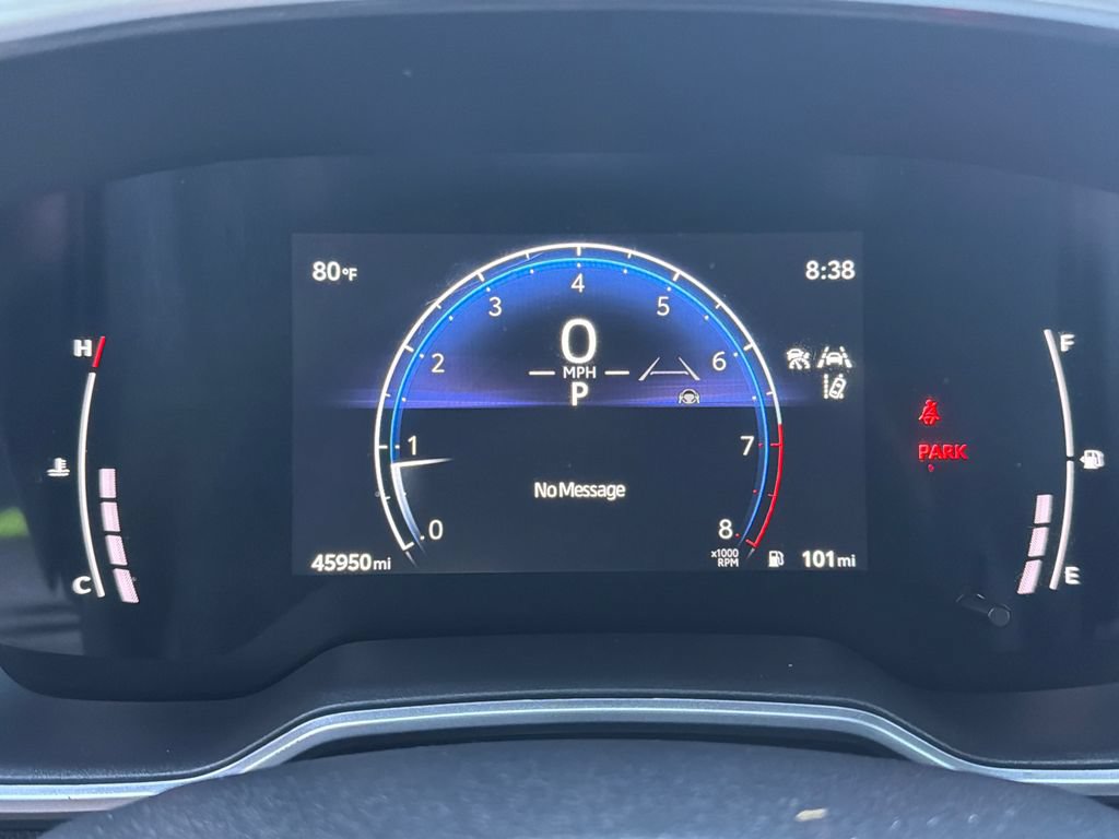 Used 2024 Toyota Corolla Cross XLE FWD image 26