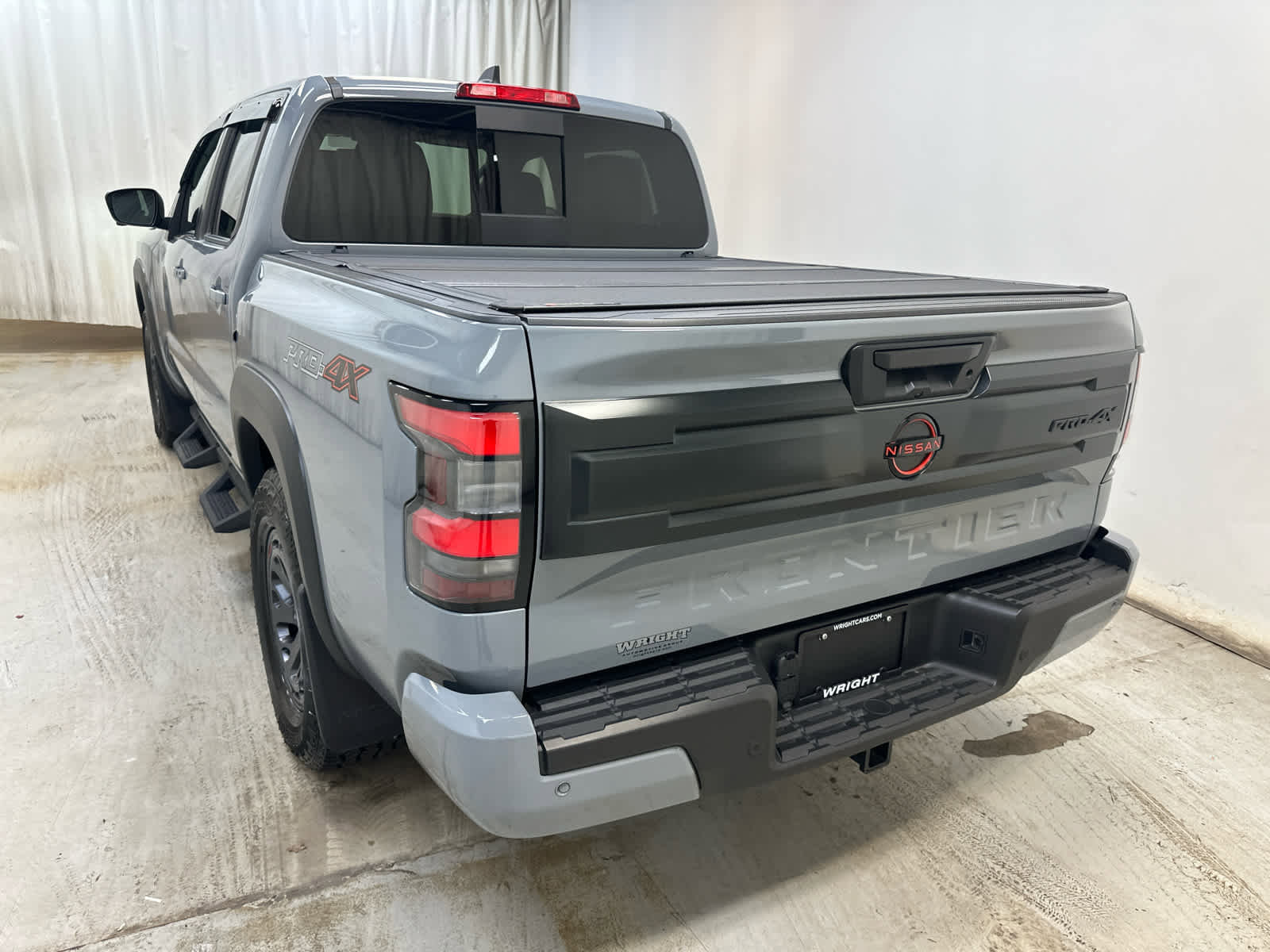Certified 2025 Nissan Frontier PRO-4X w/ Pro Convenience Package AWD/4WD image 2