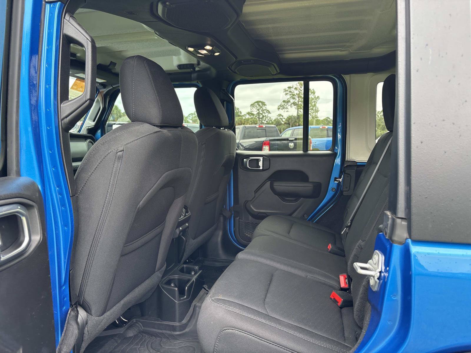 Certified 2022 Jeep Wrangler Unlimited Sport AWD/4WD image 15