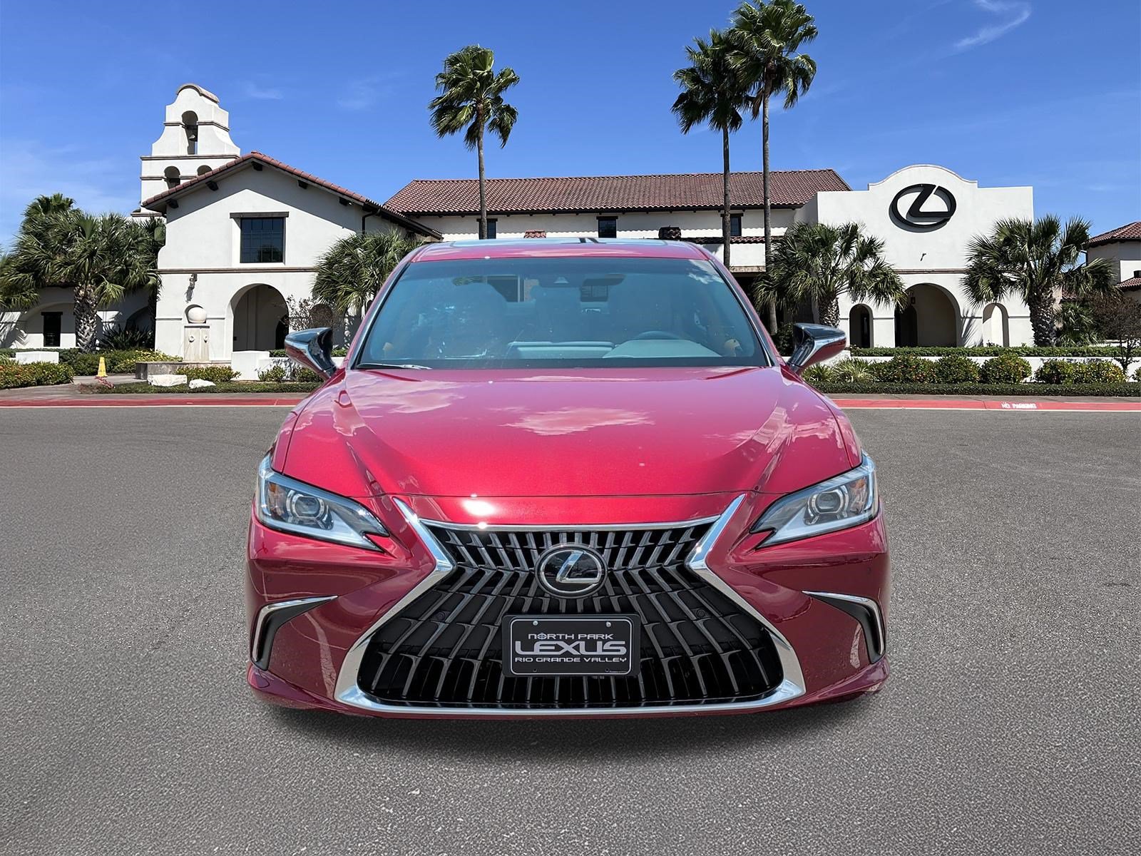 Certified 2025 Lexus ES 350 w/ Premium Package FWD image 4