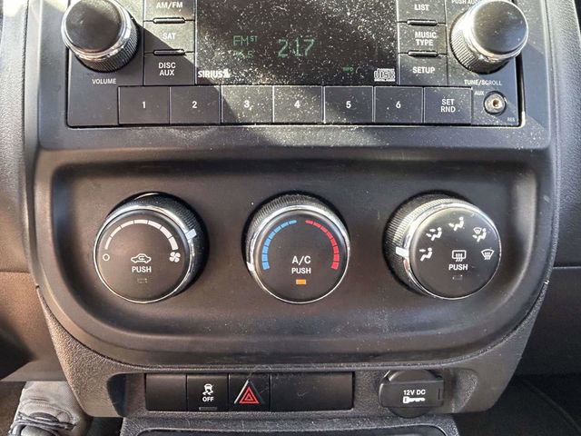 Used 2017 Jeep Compass Sport w/ Power Value Group image 16