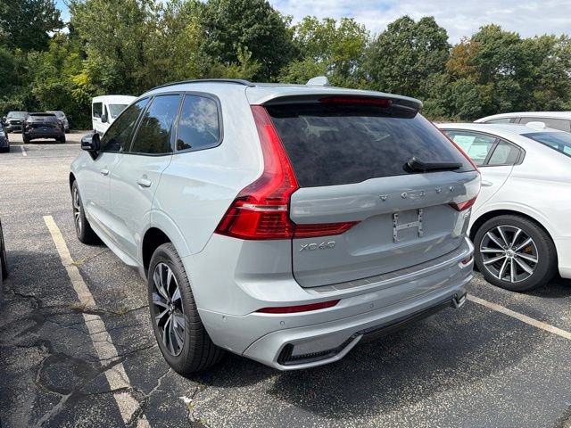 Used 2024 Volvo XC60 B5 Plus w/ Climate Package AWD/4WD image 4