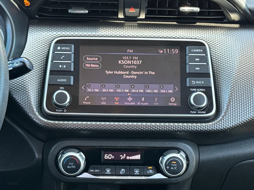 Used 2018 Nissan Kicks SV FWD image 21