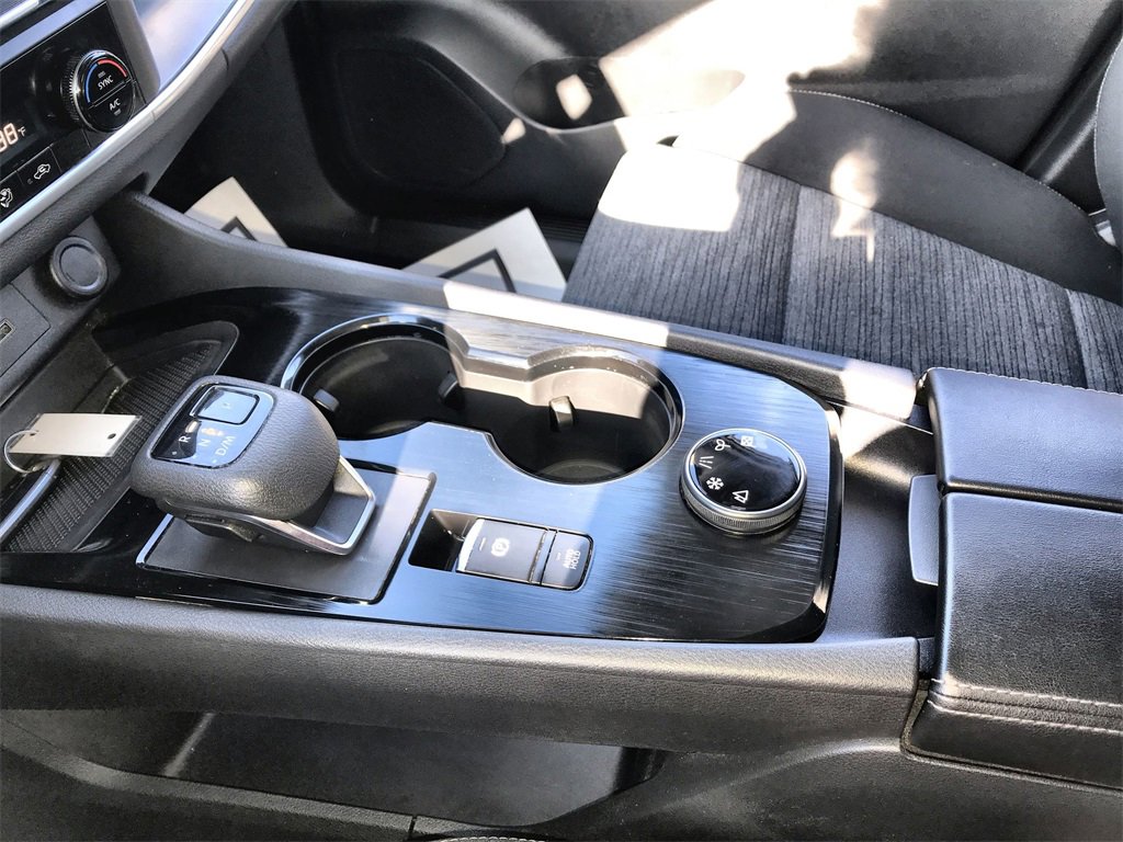 Certified 2023 Nissan Rogue SV image 20