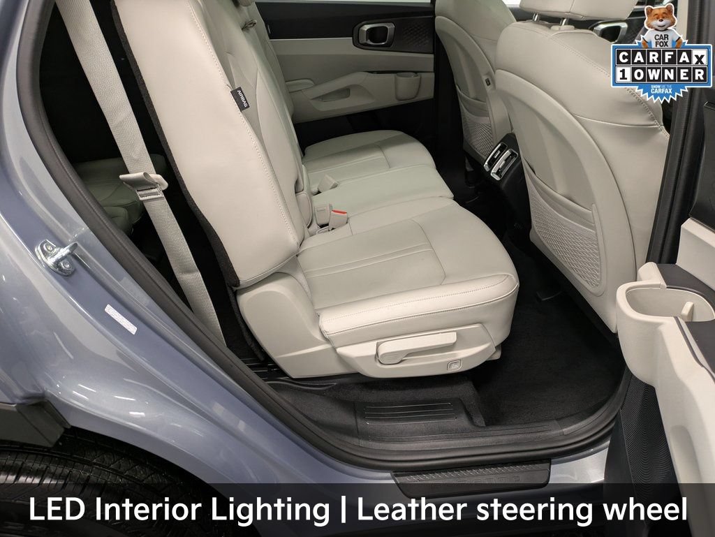 Used 2025 Kia Sorento S w/ Panoramic Sunroof Package AWD/4WD image 32