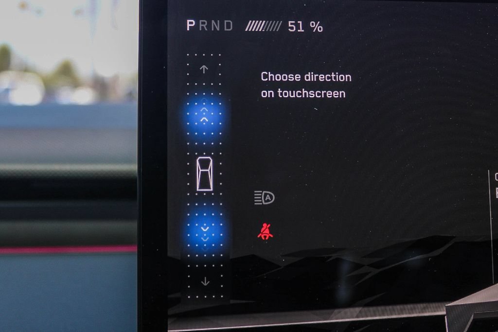 Used 2025 Tesla Cybertruck AWD Crew Cab image 20