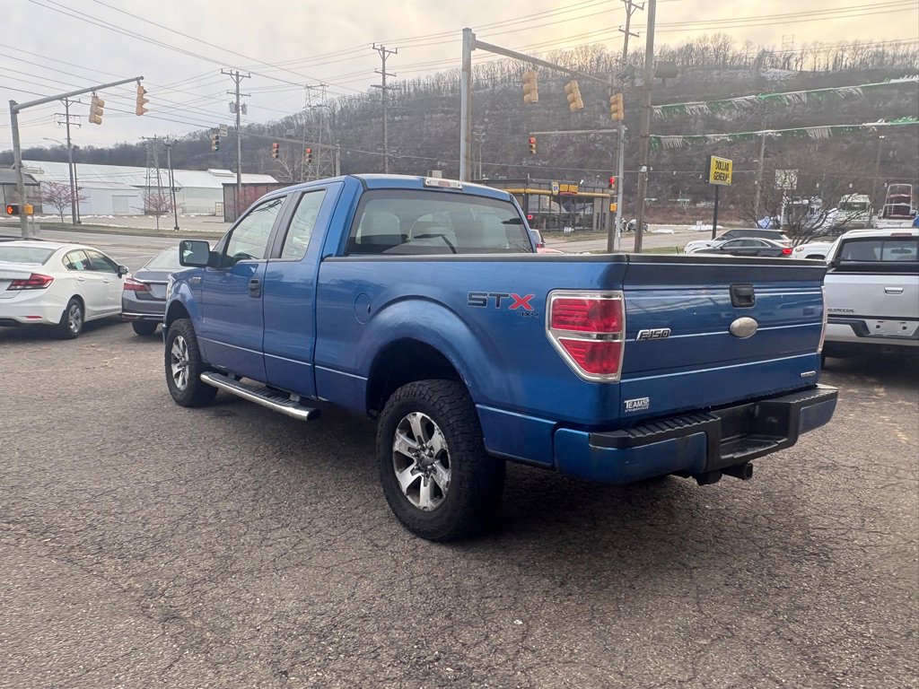 Used 2011 Ford F150 STX w/ STX Decor Pkg image 4