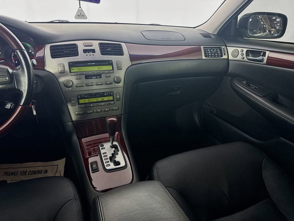 Used 2005 Lexus ES 330 image 26