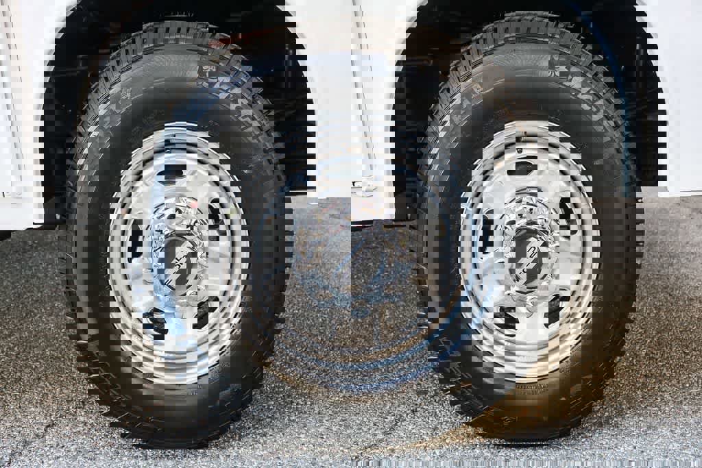 New 2026 Ford F250 XL w/ XL Chrome Package image 15