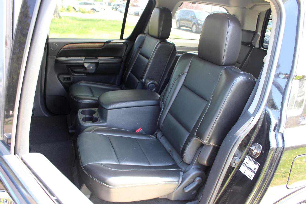 Used 2013 Nissan Armada Platinum AWD/4WD image 33
